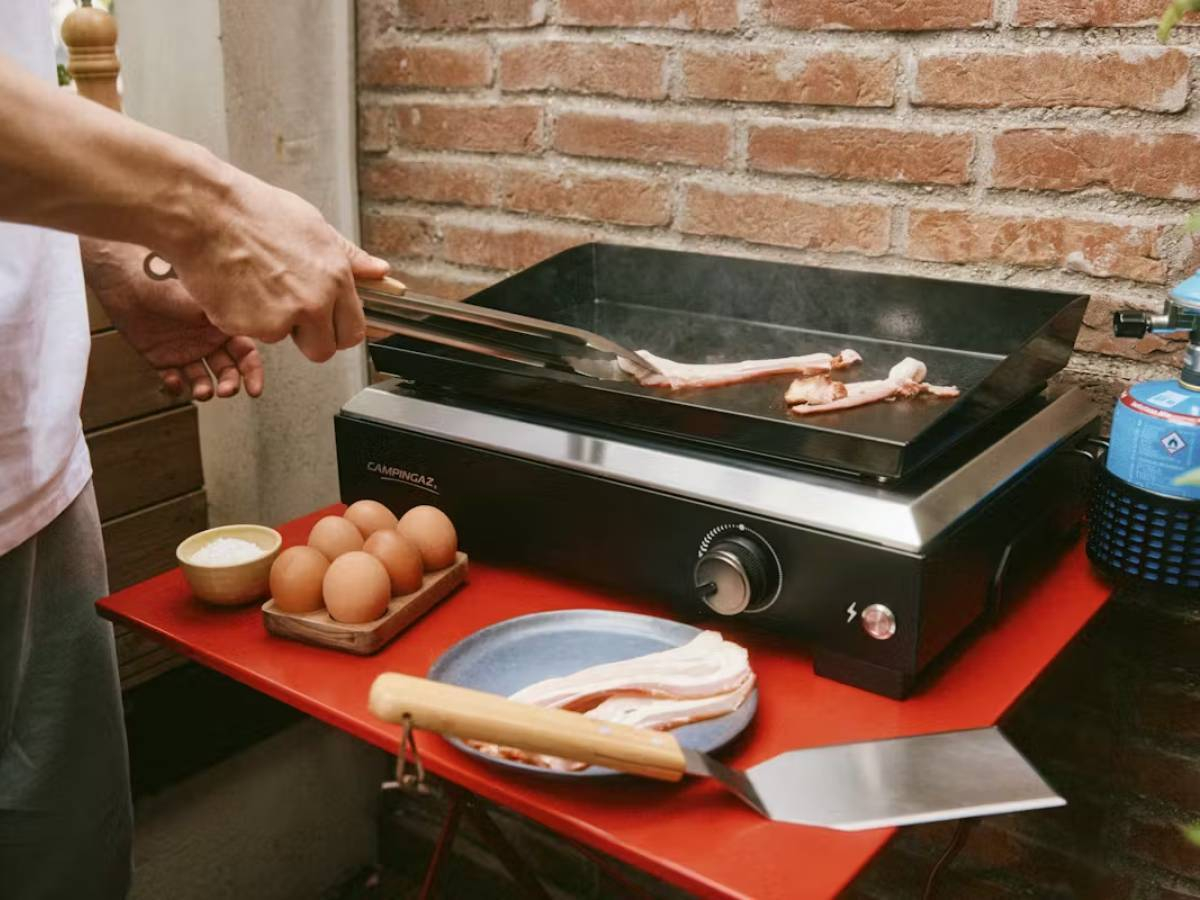 Campingaz Gasbarbecue Party Grill - Barbecue - 2.8 kg - Gasbarbecue - Pets Place